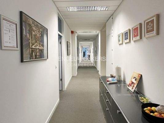 Flur im 4. OG (Hinterhaus)