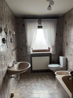 caee15f7-ebf9-45f9-be90-af4430de46e3.jfif