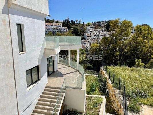 Well-Located Luxury Villas in Benalmadena Costa del Sol