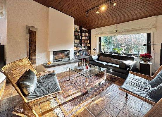 Wohnbereich mit Kamin