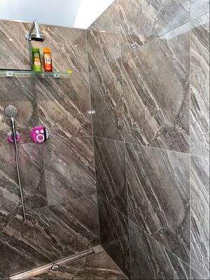 Dusche im Eltern-Bad