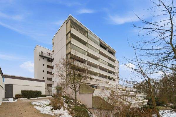 Rückseite mit Blick auf die Wohnung