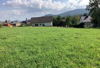 unbebautes Grundstück