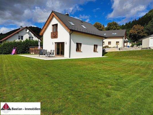 4 herrlich gelegener Garten .jpg