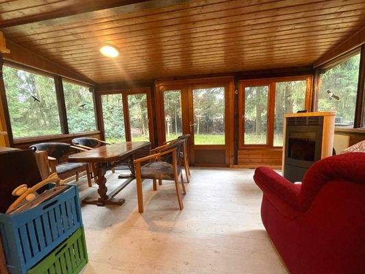 Wintergarten mit Pelletofen