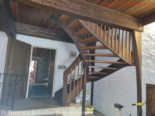 Treppe - Schwimmhalle Nebengebäude 