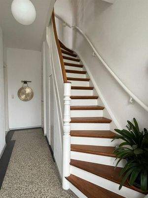 Treppe in das Obergeschoss