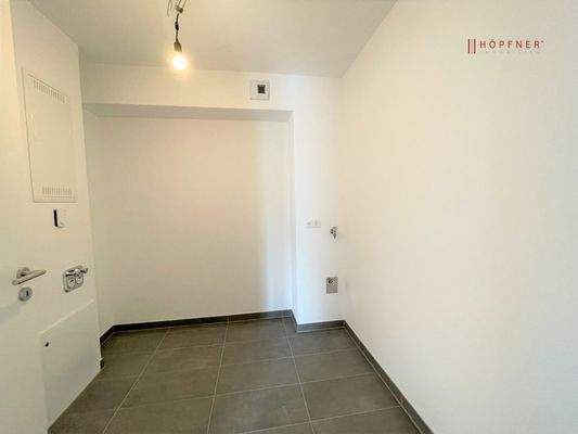 Hauswirtschaftsraum. Aus Diskretion zeigen wir keine aktuellen Bilder, die gezeigten Bilder stammen aus der Fertigstellung vor Erstbezug