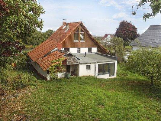 Rückseite mit neuem Anbau