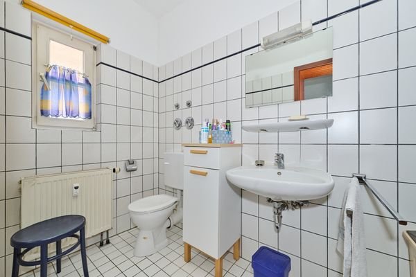 Eigentumswohnung Straubing Badezimmer