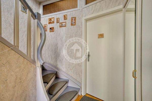 Treppenaufgang ins OG