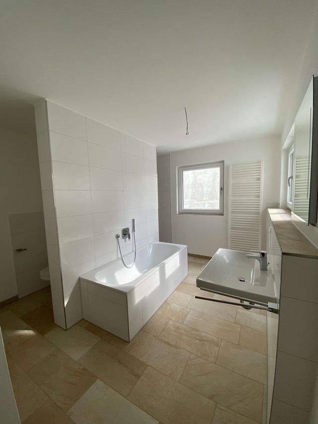 Helle 3-Zimmer Wohnung mit Balkon - Photo 2