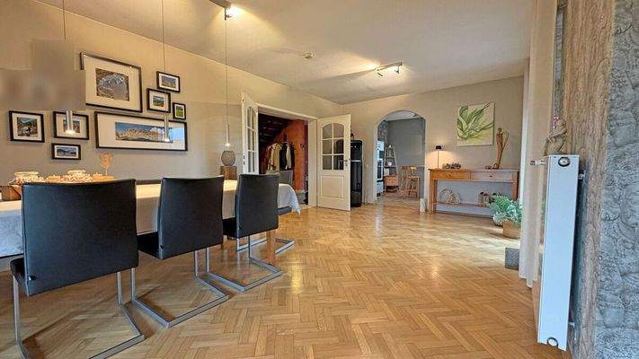 Wohnzimmer/Essbereich