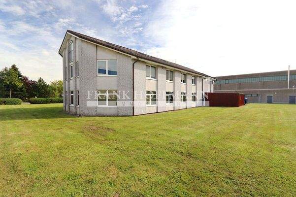 M2352-1.OG Außenansicht 3