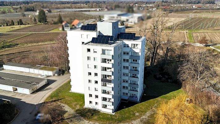 Aussenansicht mit Garage