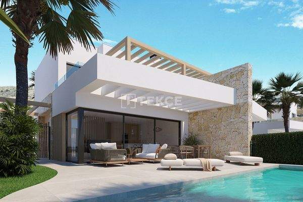 Semi Detached Villas in Golf Course in Monforte del Cid, Alicante