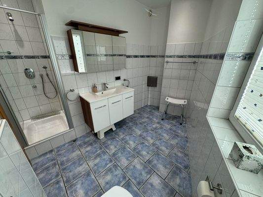 Bad Einliegerwohnung