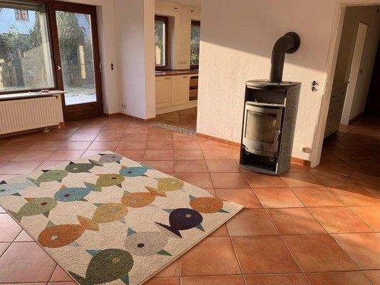 Wohnzimmer mit Blick auf die Terrasse