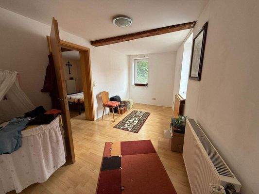 weitere ansicht durchgangszimmer.jpeg