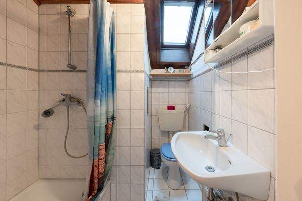 DG Duschbad mit Tageslicht