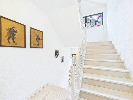 Vielseitiges Zweifamilienhaus in Wallerfangen 