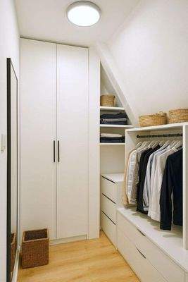 Abstellraum 1 OG.jpeg