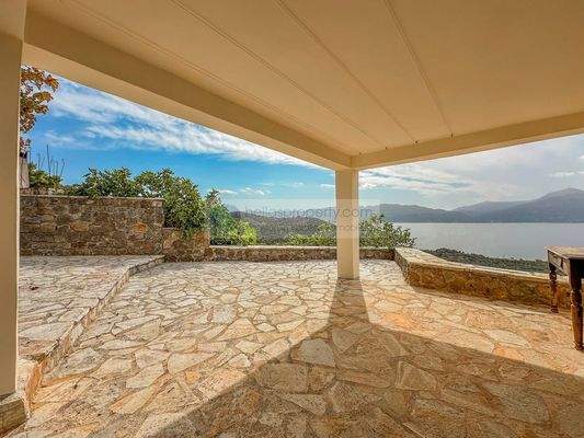 c700ad52d3ae4cee9489e001077f817c-original