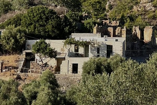 Kreta, Sougia: Charmantes restauriertes kretisches Cottage mit modernen Annehmlichkeiten und Bergblick