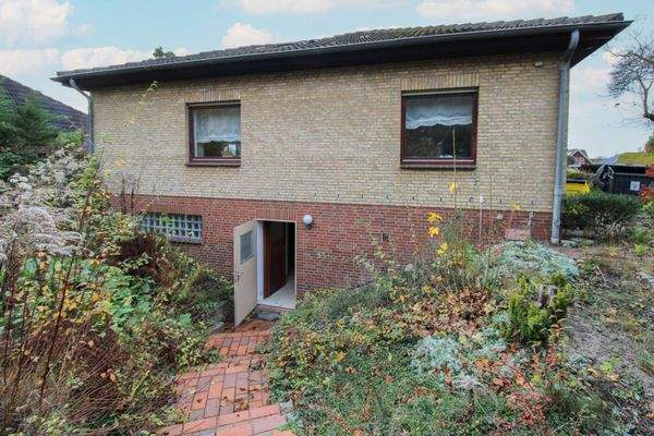 Seitenansicht mit Nebeneingang