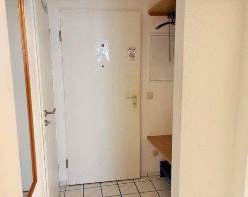 Flur mit Garderobe, B1.jpg