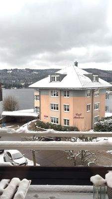 Balkon mit Blick Richtung See