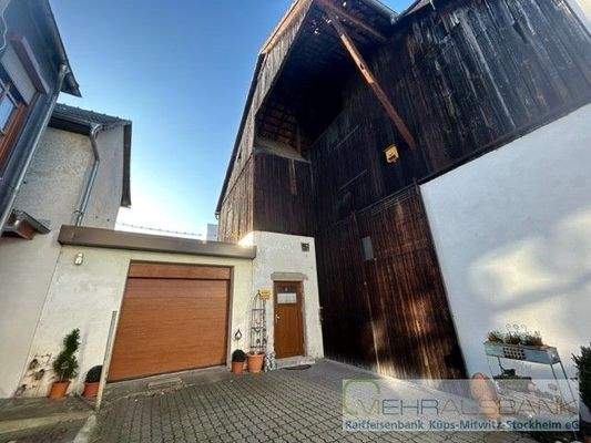 Scheune und Garage 2