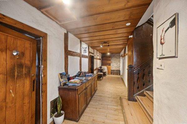 backbone_536265-A_016_WEB