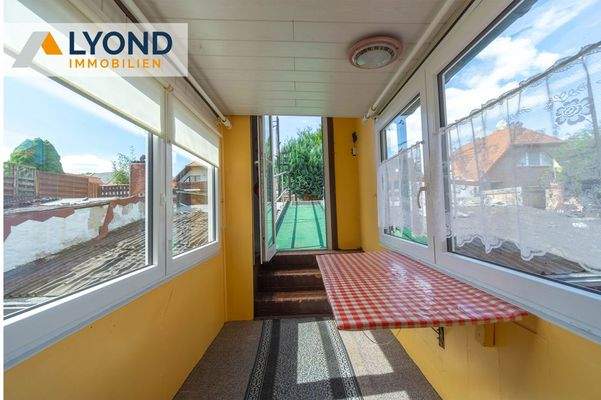 Anbau mit Zugang zum Garten 