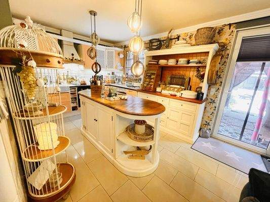 EFH - EG - offene Küchenbereich in Blick Richtung Terrasse