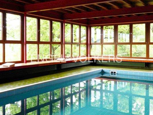 Gemeinschaftliches Schwimmbad