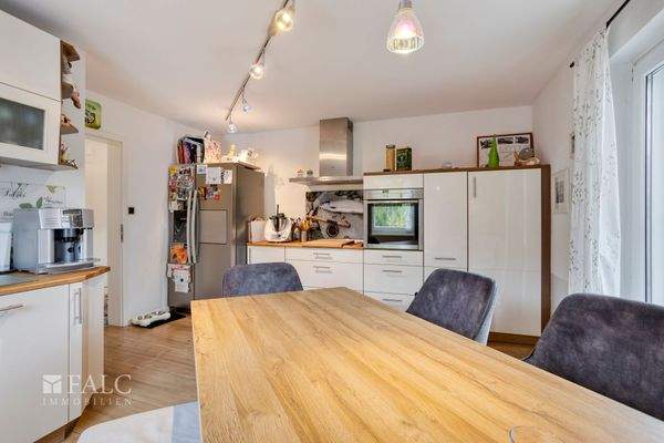 Küche (Hauptwohnung)