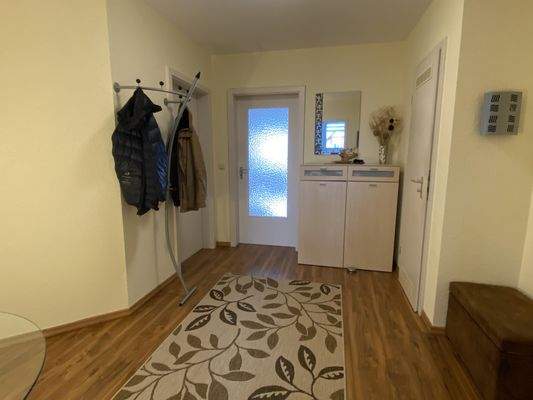 Diele/Flur mit separatem Abstellraum