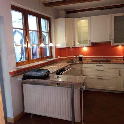 Eingang links : Der Küchenbereich  