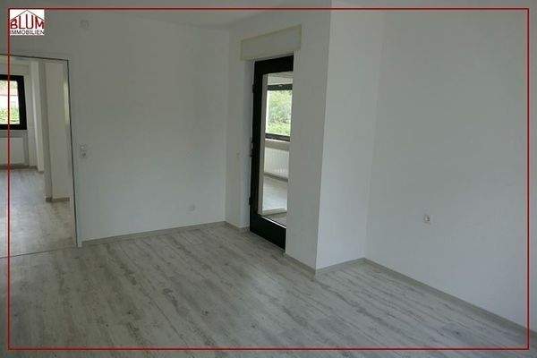 Schlafzimmer Zugang Balkon