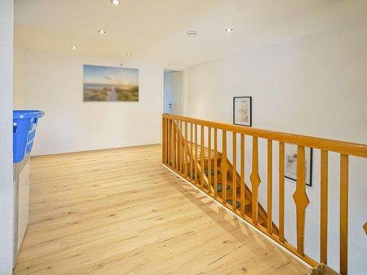 Einladende Empore im OG