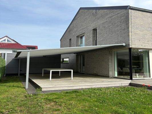 Terrasse mit Markise