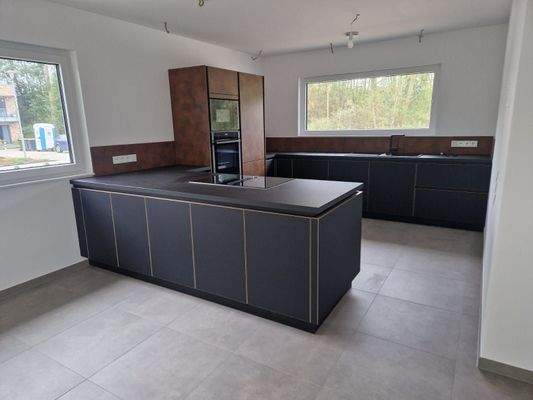 Hochwertige Einbauküche