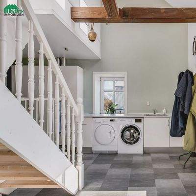 B3AE37A3-2422-4CF6-A2E7-6CFBD511471D