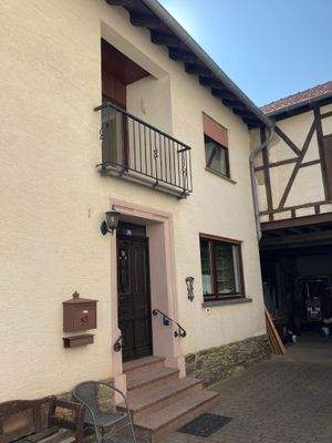 Hauseingang mit Hofansicht