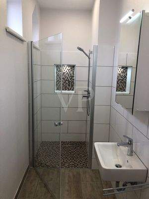 WHG2-Taheslicht-Duschbad