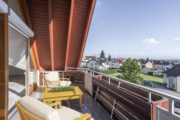 Balkon mit beisp. Möblierung 