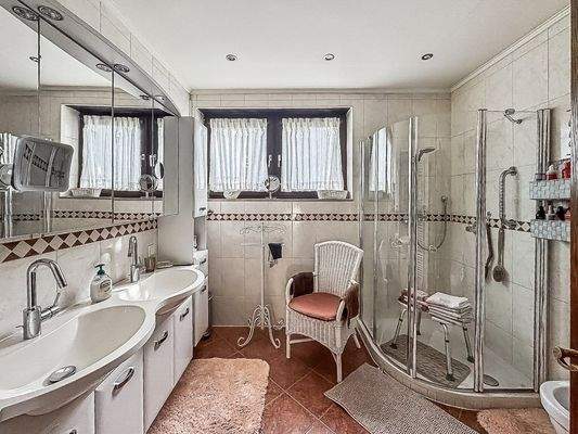 Badezimmer Erdgeschoss