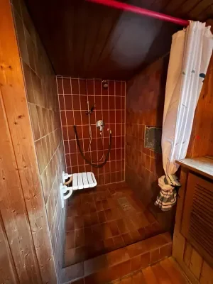 Saunabereich Dusche