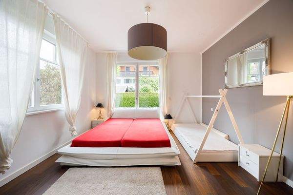 Schlafzimmer 2_20250520_wax15_13_web.jpg